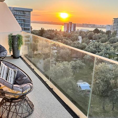 White Tower Mamaia - Private Apartment Dış mekan fotoğraf