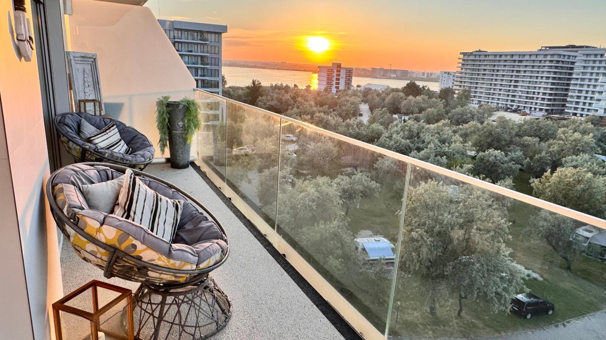 White Tower Mamaia - Private Apartment Dış mekan fotoğraf